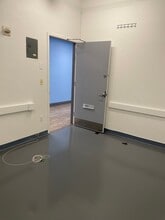 131 Varick St, New York, NY for lease Interior Photo- Image 2 of 4