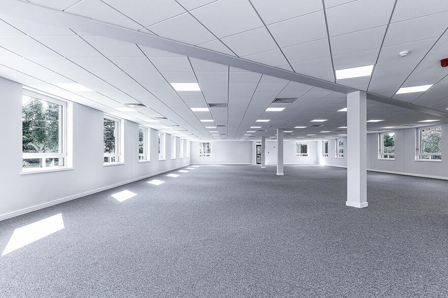 2620 Kings Court, Birmingham for lease - Building Photo - Image 3 of 12