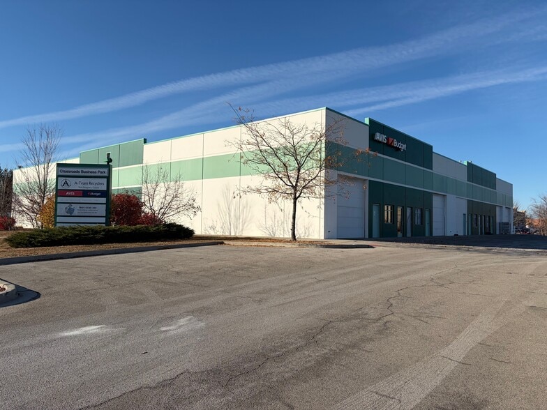 300 Gregory Ct, Shorewood, IL for sale - Building Photo - Image 3 of 9