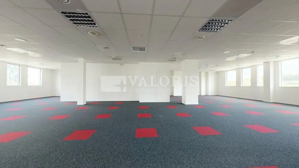 Office in Lyon for sale - Interior Photo - Image 3 of 8