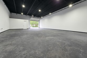 2100 N Powerline Rd, Pompano Beach, FL for lease Interior Photo- Image 1 of 5