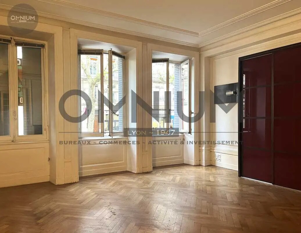 Office in Lyon for lease Interior Photo- Image 1 of 10