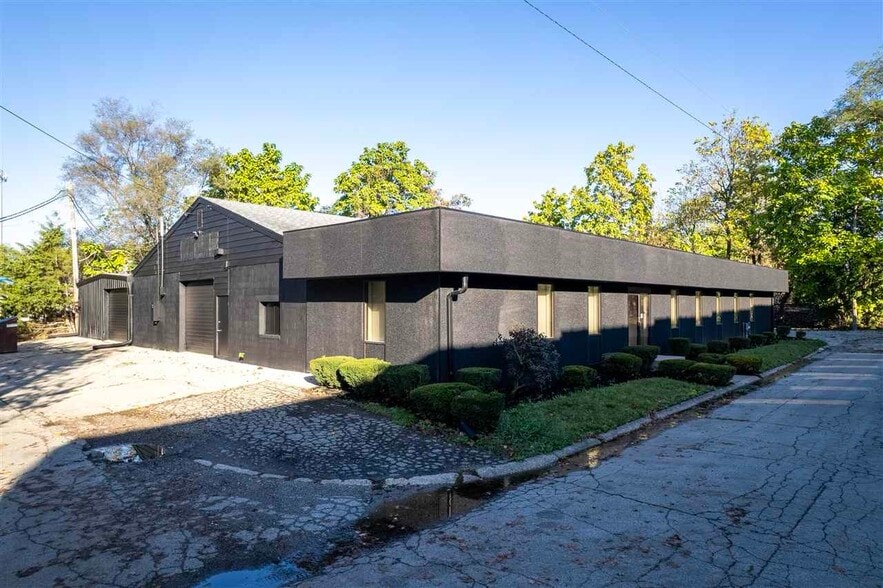 616 NW 1st St, Richmond, IN for sale - Building Photo - Image 2 of 39