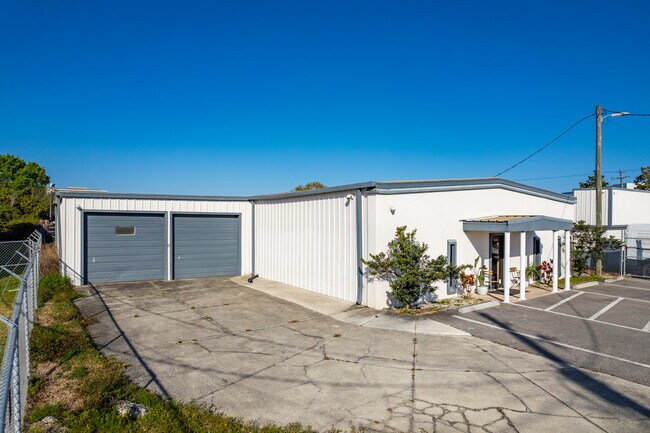 Plus de détails pour 7808 Depot Ln, Tampa, FL - Industriel à louer