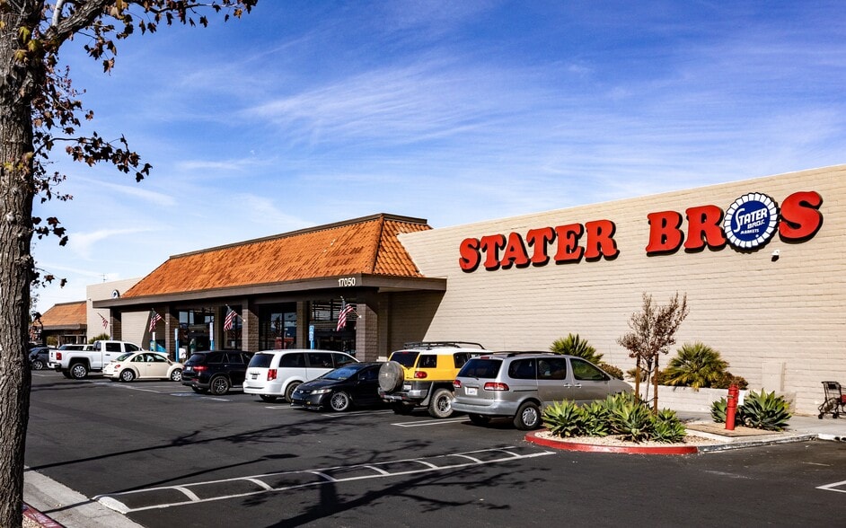 17022-17736 Van Buren Blvd, Riverside, CA for lease - Building Photo - Image 3 of 9