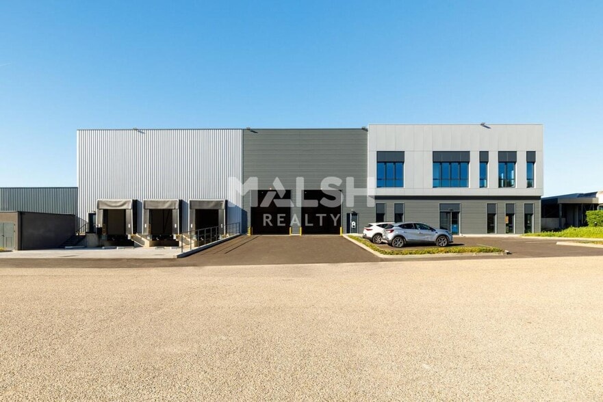 20-24 Avenue Du 24 Août 1944, Corbas for lease - Building Photo - Image 2 of 36