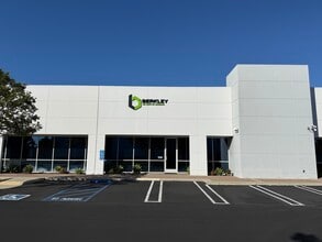 4007 Paramount Blvd, Lakewood, CA for lease Interior Photo- Image 1 of 4