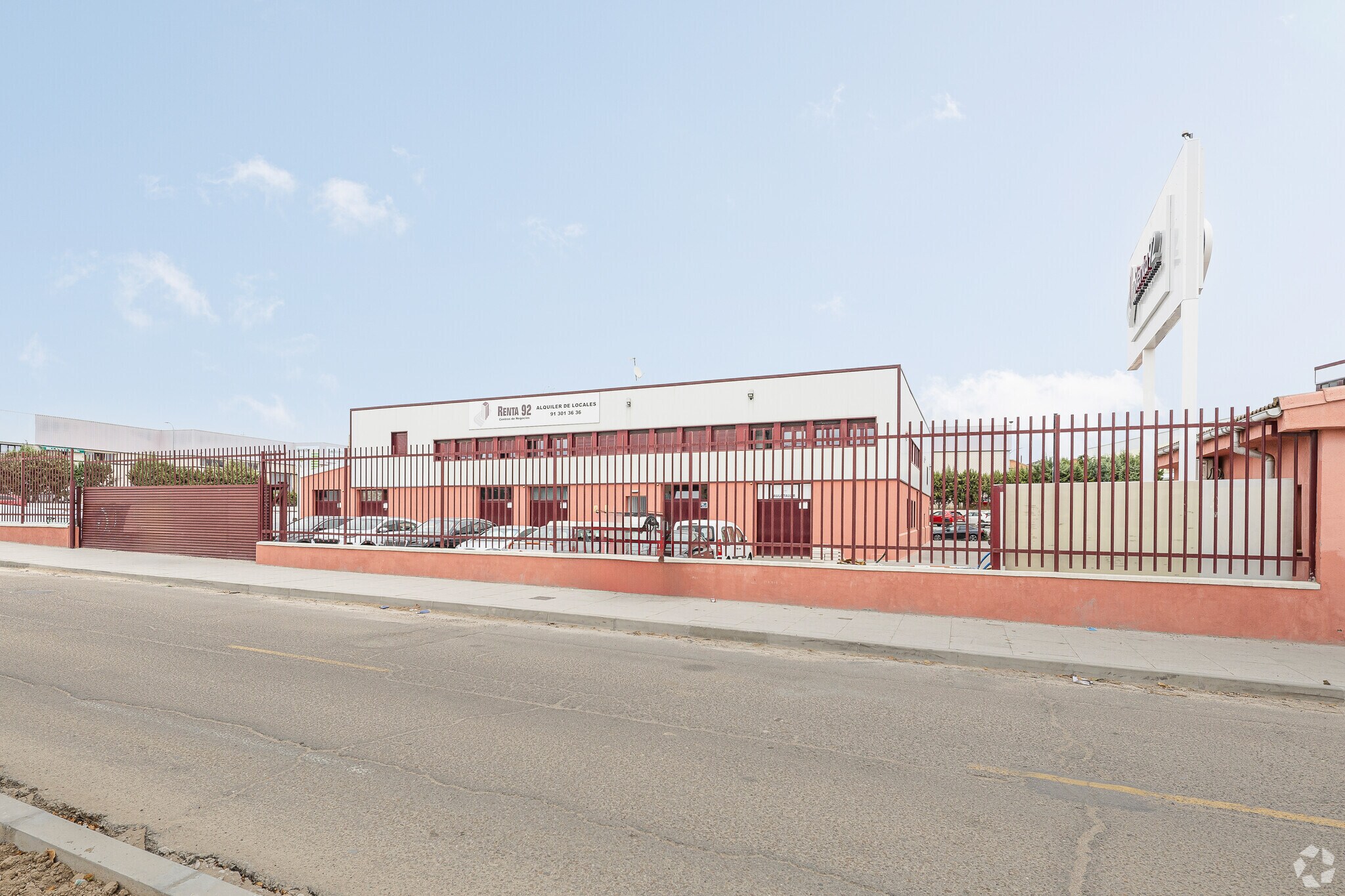 Calle Arboleda, 16, Madrid, Madrid for lease Primary Photo- Image 1 of 3