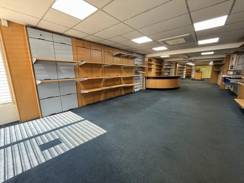 71 Hamilton Rd, Felixstowe for lease - Building Photo - Image 2 of 9