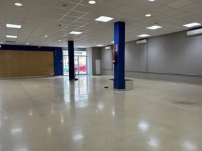 Retail in Terrassa, Barcelona for lease Interior Photo- Image 2 of 4
