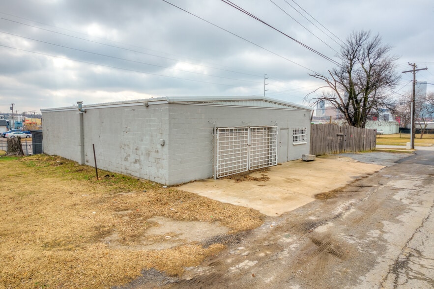 213 S Rockford Ave, Tulsa, OK for lease - Building Photo - Image 2 of 12
