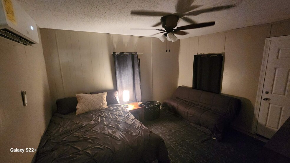 31518 Highway 11, Buras, LA à vendre - Photo du bâtiment - Image 3 de 3