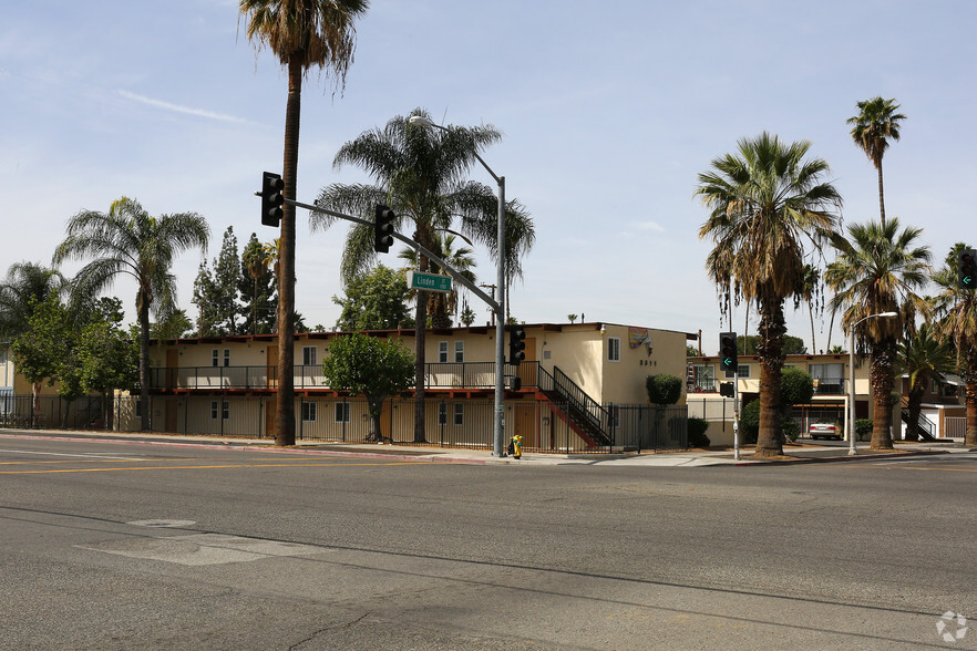 3511 Chicago Ave, Riverside, CA for sale - Primary Photo - Image 1 of 4