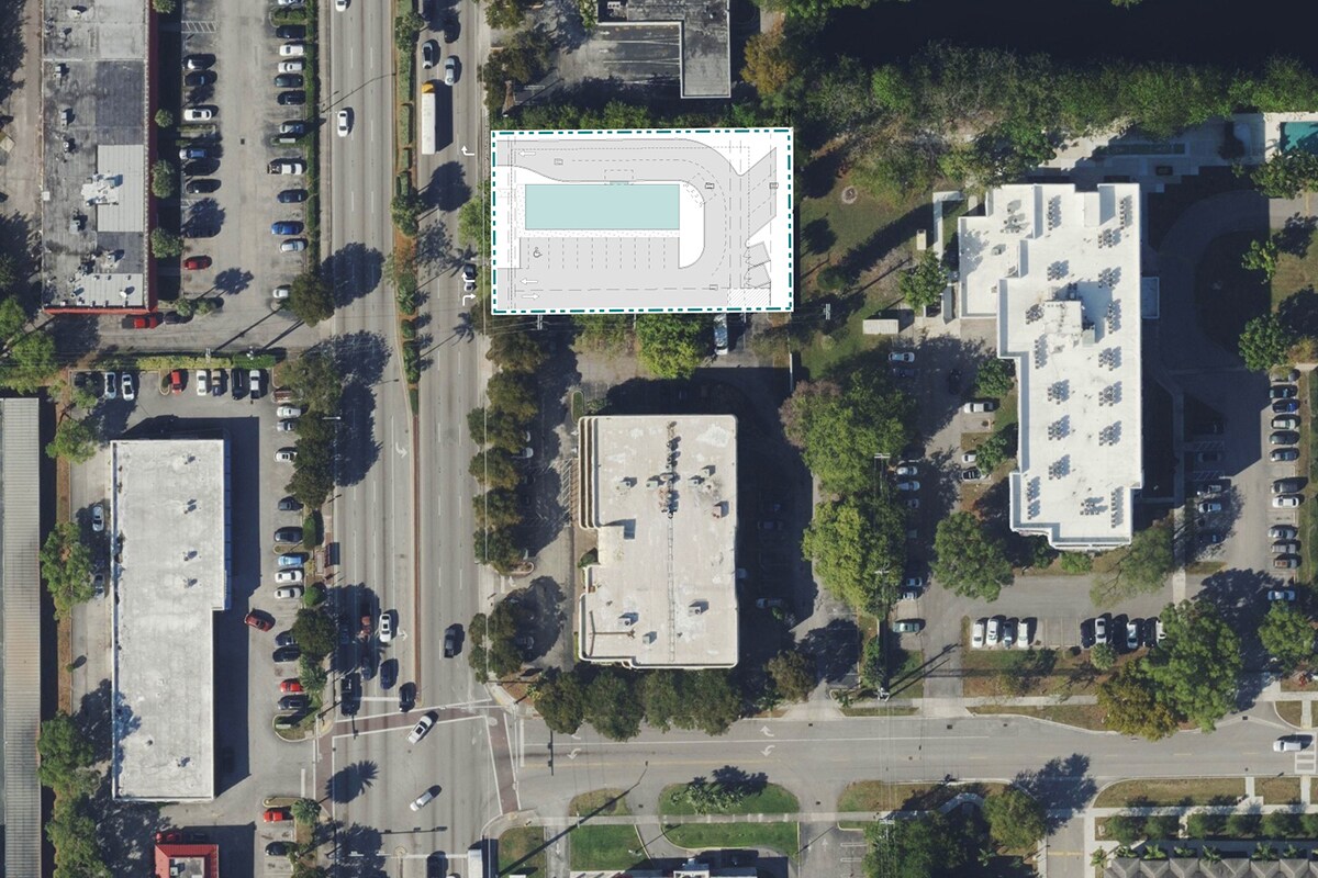 20295 NW 2nd Ave, Miami, FL for lease Primary Photo- Image 1 of 2