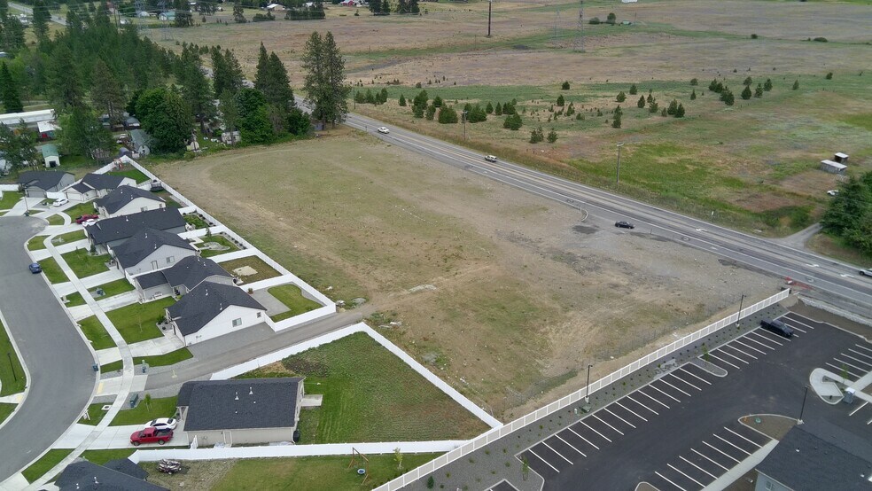 5851 53 hwy, Rathdrum, ID à vendre - Photo du bâtiment - Image 2 de 9