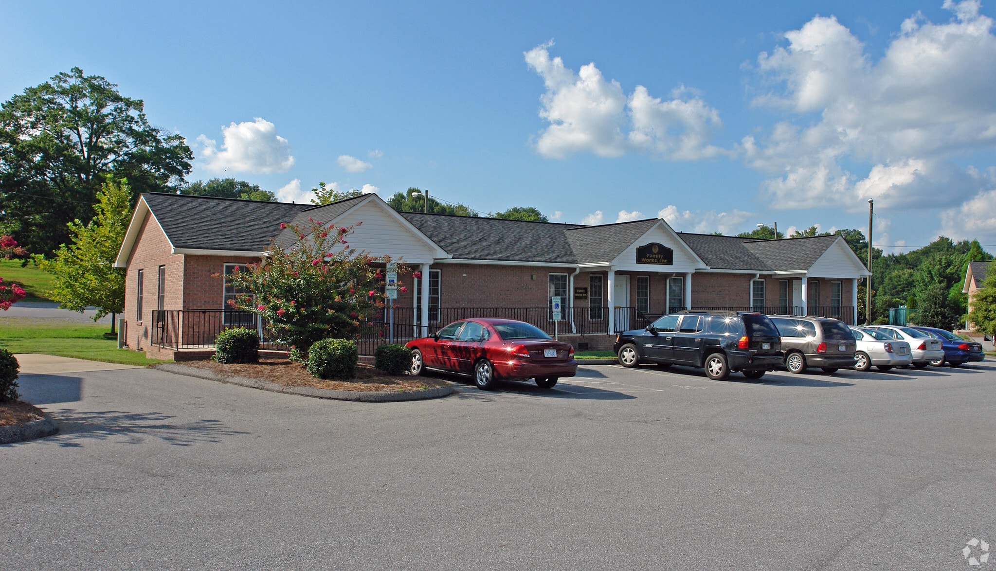 436 E Long Ave, Gastonia, NC for lease Primary Photo- Image 1 of 6