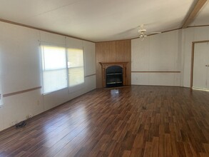 4311 Cement Valley Rd, Midlothian, TX for lease Interior Photo- Image 2 of 4