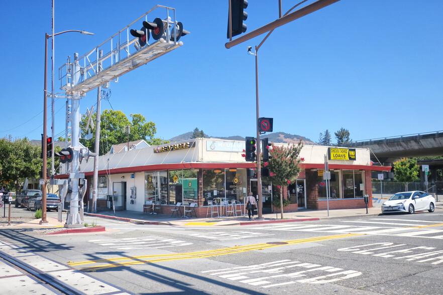 638-640 4th St, San Rafael, CA for sale - Building Photo - Image 1 of 1