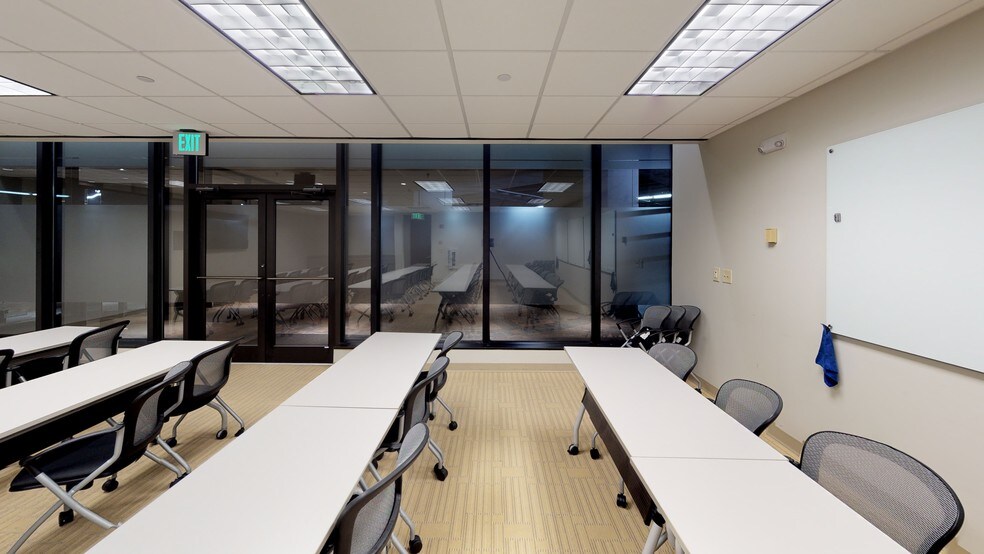 1455 Lincoln Pkwy E, Atlanta, GA à louer - Numérisation 3D de Matterport - Image 3 de 15