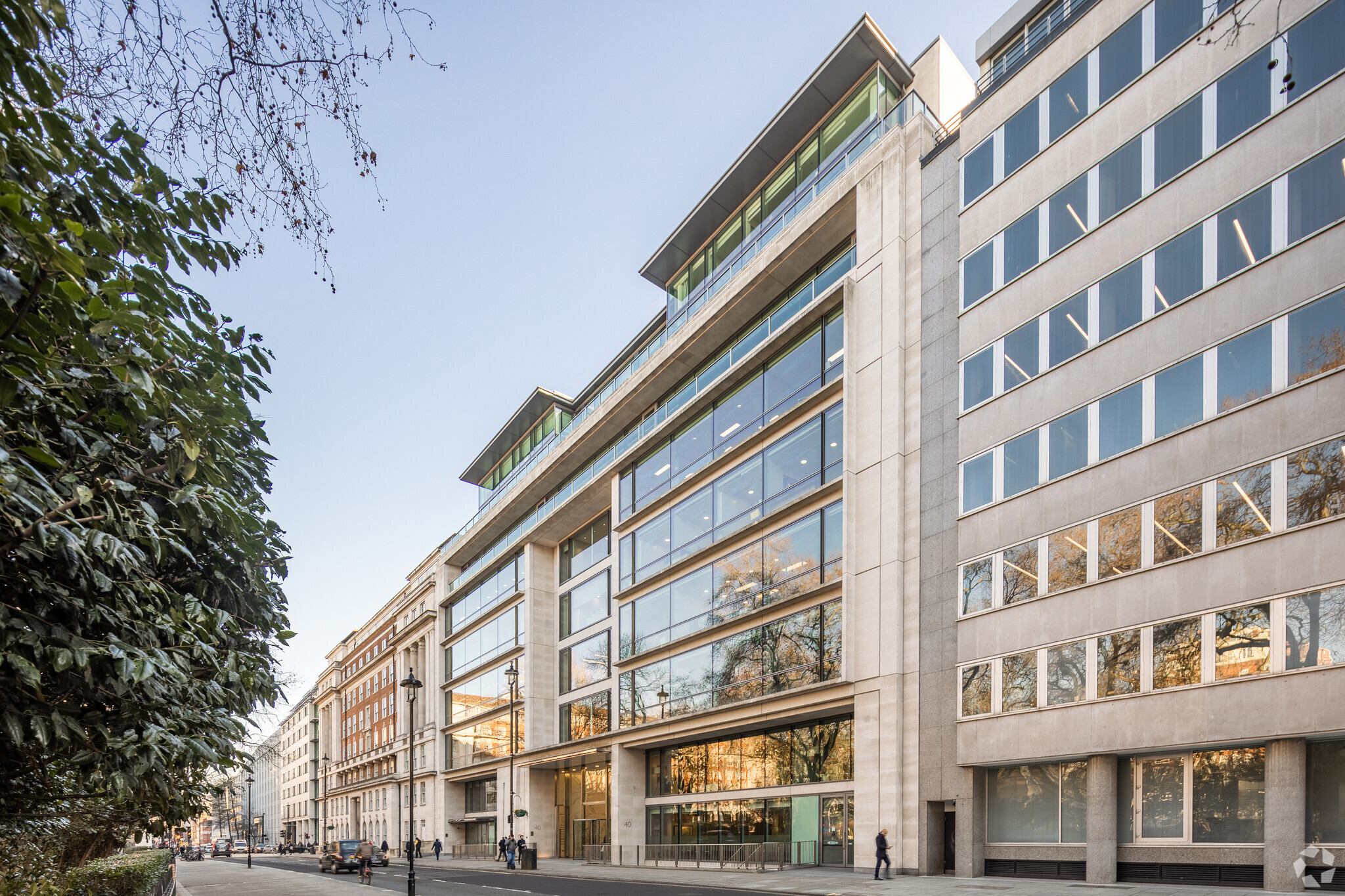 40 Portman Sq, London for sale Primary Photo- Image 1 of 1