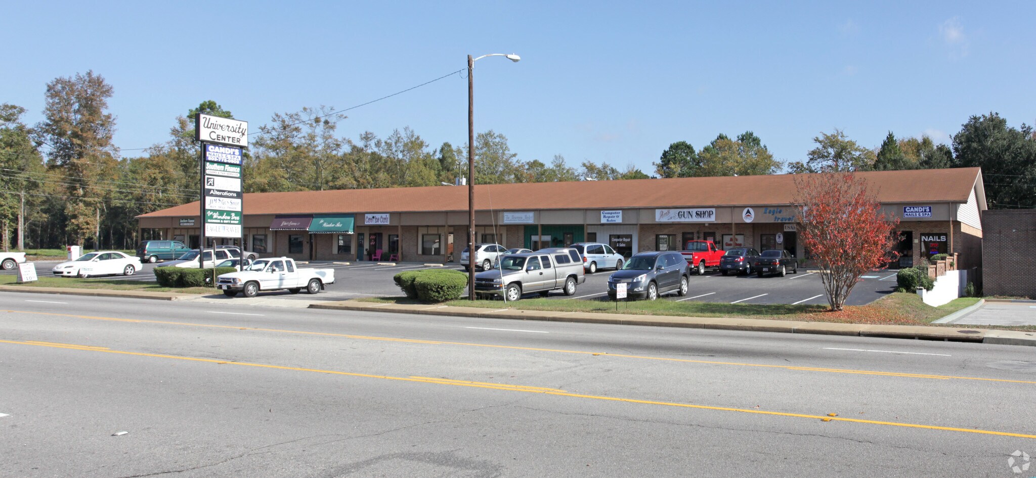 561-577 Bultman Dr, Sumter, SC à louer Photo principale- Image 1 de 8