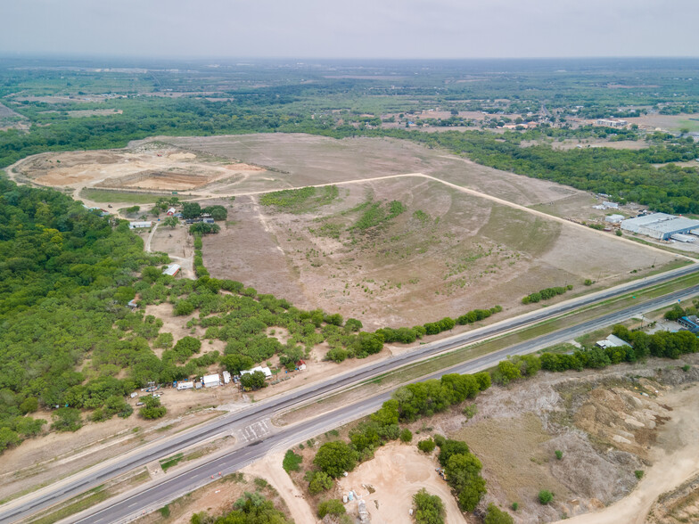 17592 S US Highway 281, San Antonio, TX for sale - Building Photo - Image 3 of 6