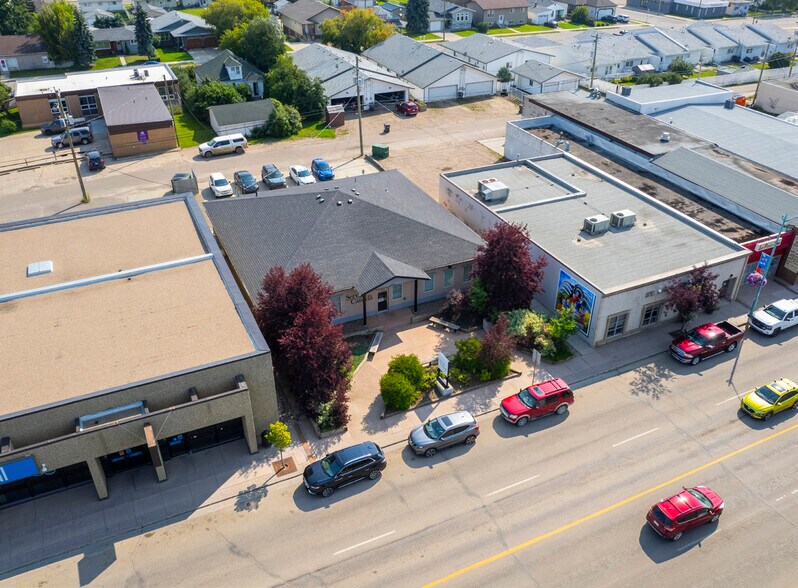 4807 50th Ave, St Paul, AB à vendre - Photo du bâtiment - Image 2 de 4