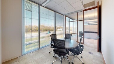 2135 CityGate Ln, Naperville, IL for lease Interior Photo- Image 2 of 15