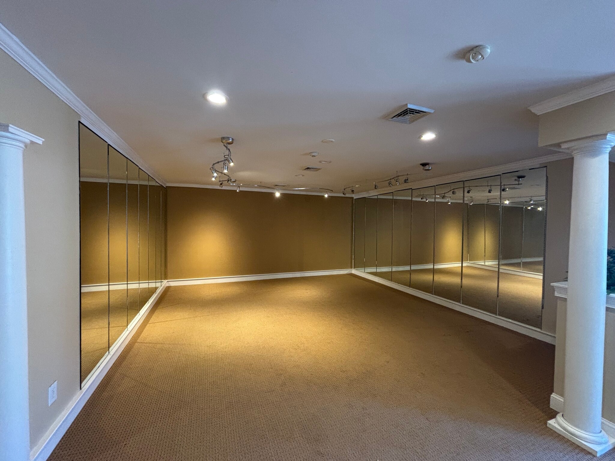 10 Little Brook Rd, Wareham, MA for lease Interior Photo- Image 1 of 5