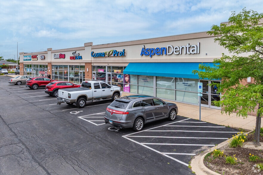 1552-1578 W Lane Rd, Machesney Park, IL à louer - Photo du bâtiment - Image 2 de 4