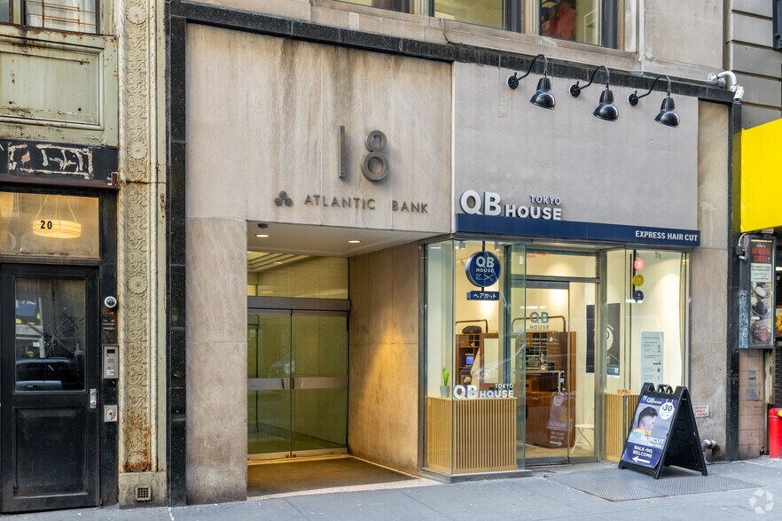 15 Maiden Ln, New York, NY for lease - Building Photo - Image 3 of 8