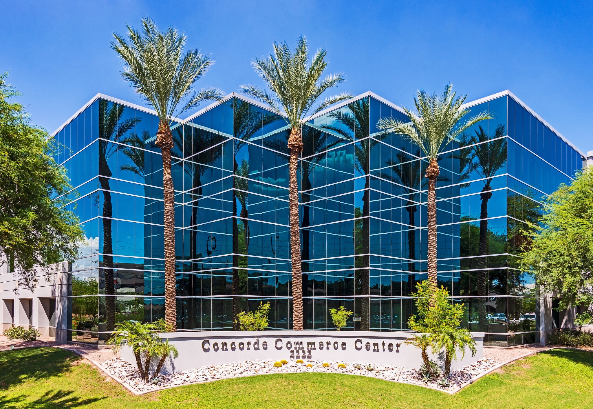 2222 W Dunlap Ave, Phoenix, AZ for lease Primary Photo- Image 1 of 11