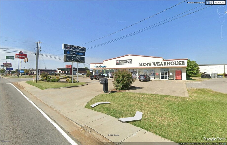 2804 Wilma Rudolph Blvd, Clarksville, TN for lease - Building Photo - Image 1 of 7