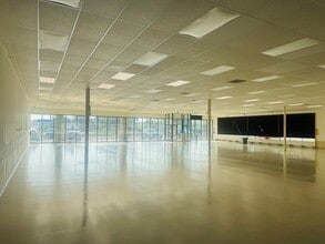 3411 N Rock Rd, Wichita, KS for lease Interior Photo- Image 1 of 3