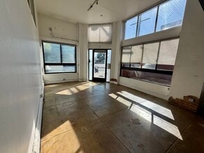 1813-1827 Lincoln Blvd, Venice, CA for lease Interior Photo- Image 2 of 13