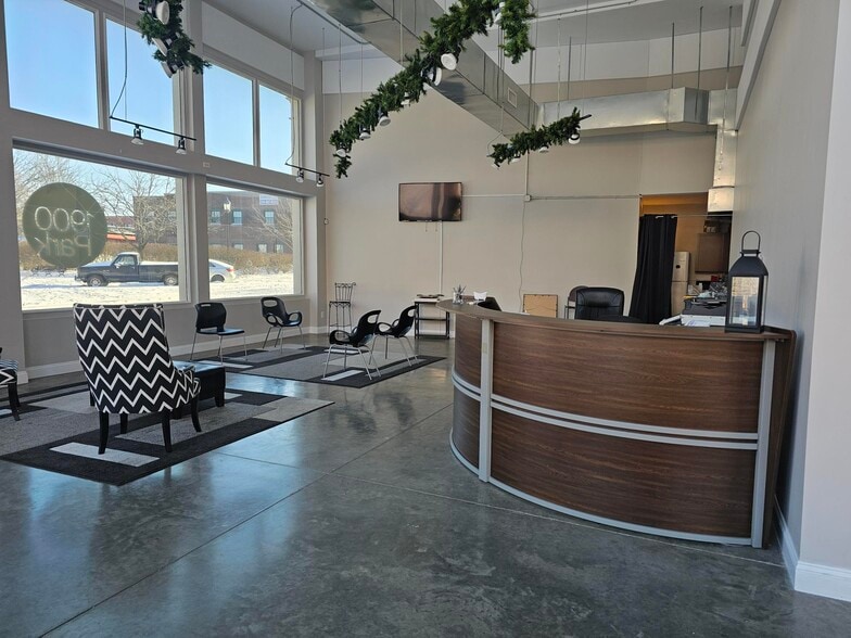 1900 Park Ave, Saint Louis, MO for lease - Building Photo - Image 1 of 1