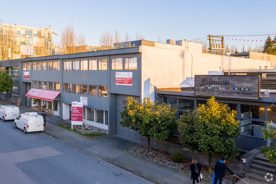 28-32 W 5th Ave, Vancouver, BC for lease - Primary Photo - Image 1 of 11