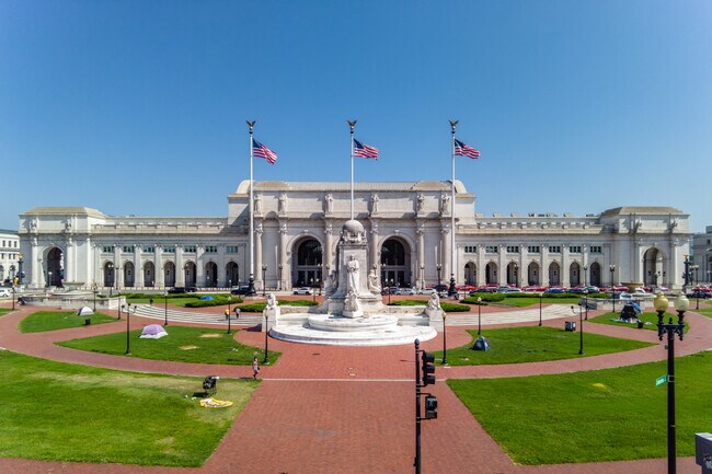 More details for 40-60 Massachusetts Ave NE, Washington, DC - Retail for Lease