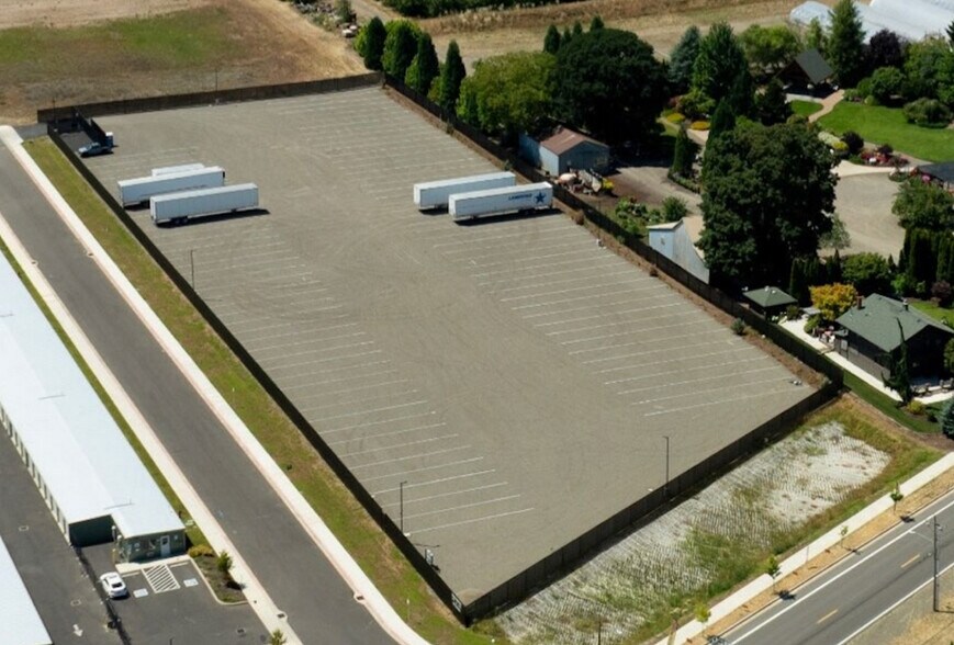 5555 Windsor Island Rd N, Keizer, OR for lease - Building Photo - Image 1 of 15