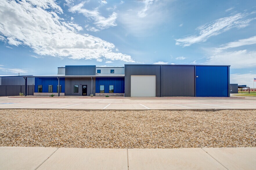 3229 118th St, Lubbock, TX à louer - Photo du bâtiment - Image 2 de 29