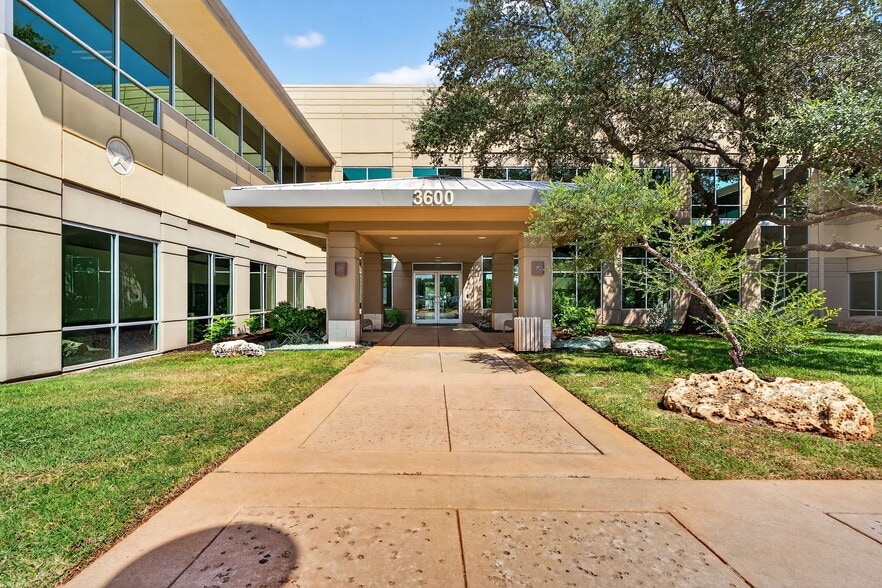 3600 W Parmer Ln, Austin, TX for sale - Building Photo - Image 3 of 15