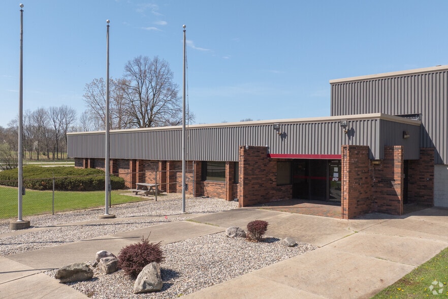 6677 Beatrice Dr, Kalamazoo, MI for lease - Primary Photo - Image 1 of 13