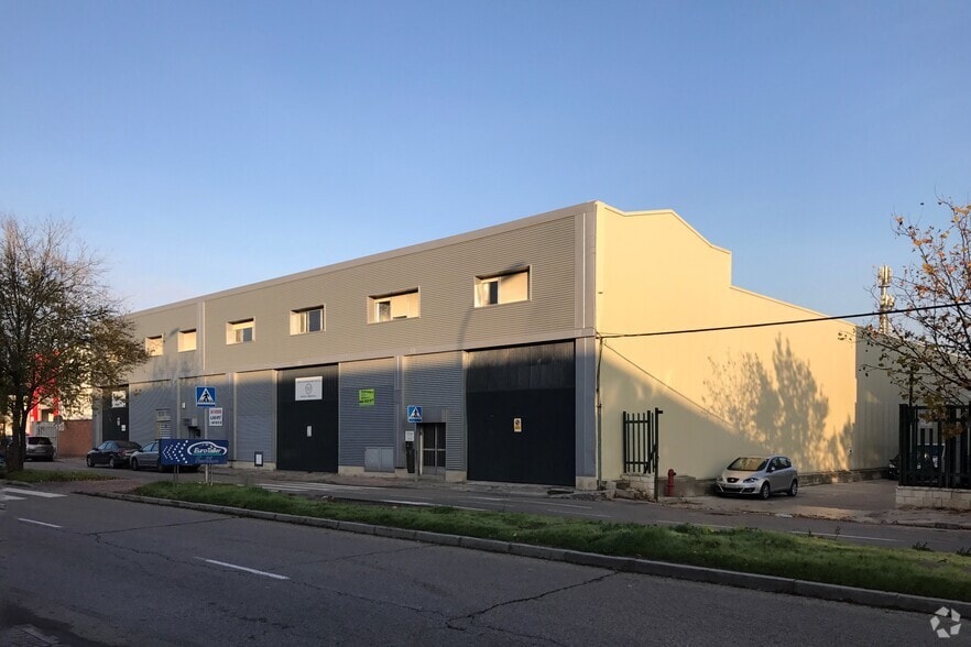 Industrial in Madrid, Madrid for sale - Primary Photo - Image 1 of 2