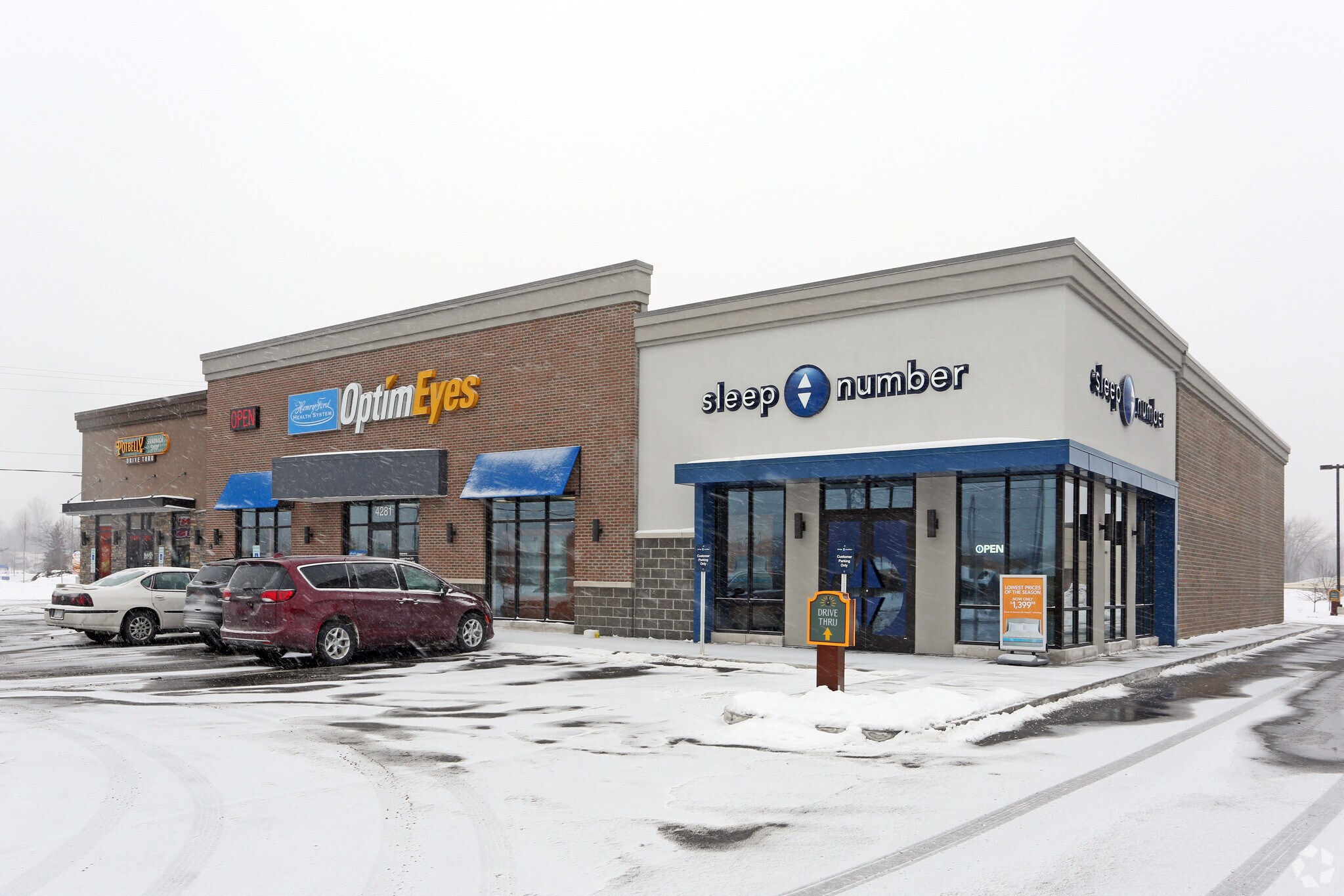 4281 24th Ave, Fort Gratiot, MI à vendre Photo principale- Image 1 de 1