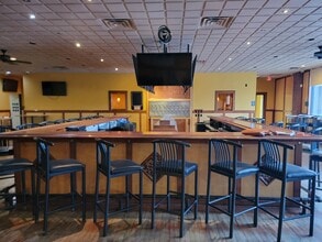 5920-5924 Steubenville Pike, McKees Rocks, PA à louer Photo intérieure- Image 2 de 38