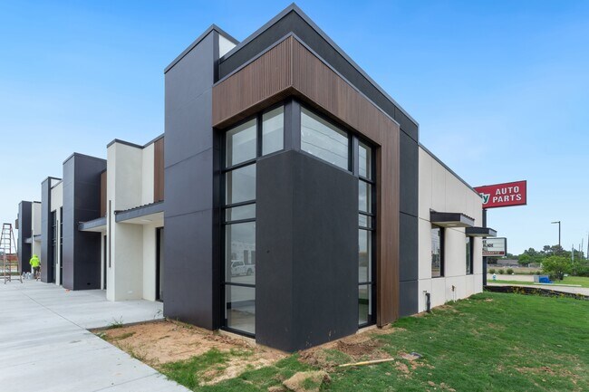 Plus de détails pour 2715 N Mason Rd, Katy, TX - Bureau, Commerce de détail à louer