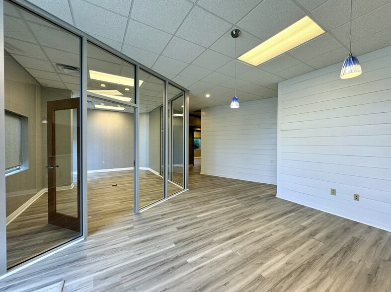 15470 Endeavor Dr, Noblesville, IN à louer - Photo intérieure - Image 3 de 5