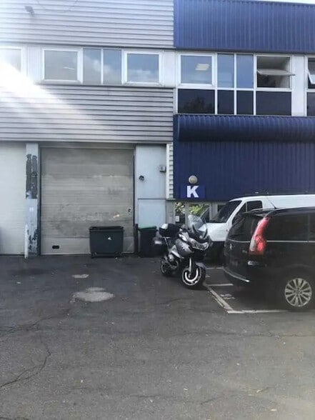 Flex in Fontenay-sous-Bois for lease - Building Photo - Image 3 of 9