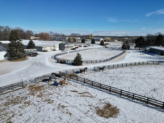 Plus de détails pour 136 Ferdinand St, Neenah, WI - Sports et divertissement à vendre