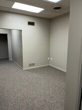 633 Long Run Rd, Mckeesport, PA for lease Interior Photo- Image 2 of 13